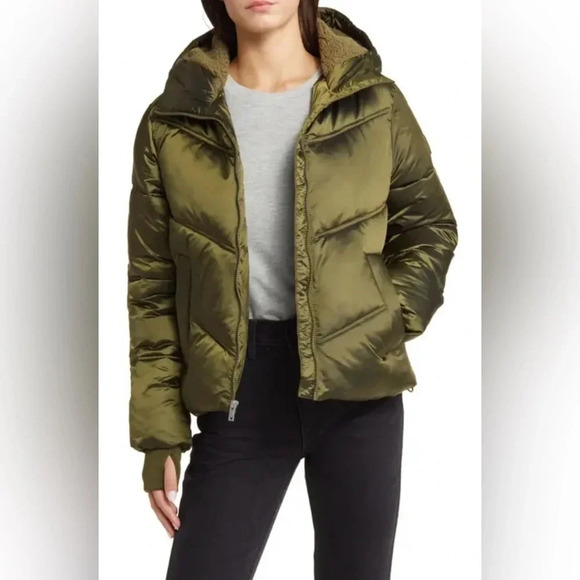 NWT UGG Women's Ronney Cropped Puffer Jacket, Burnt Olive, Size: Small - Picture 2 of 13